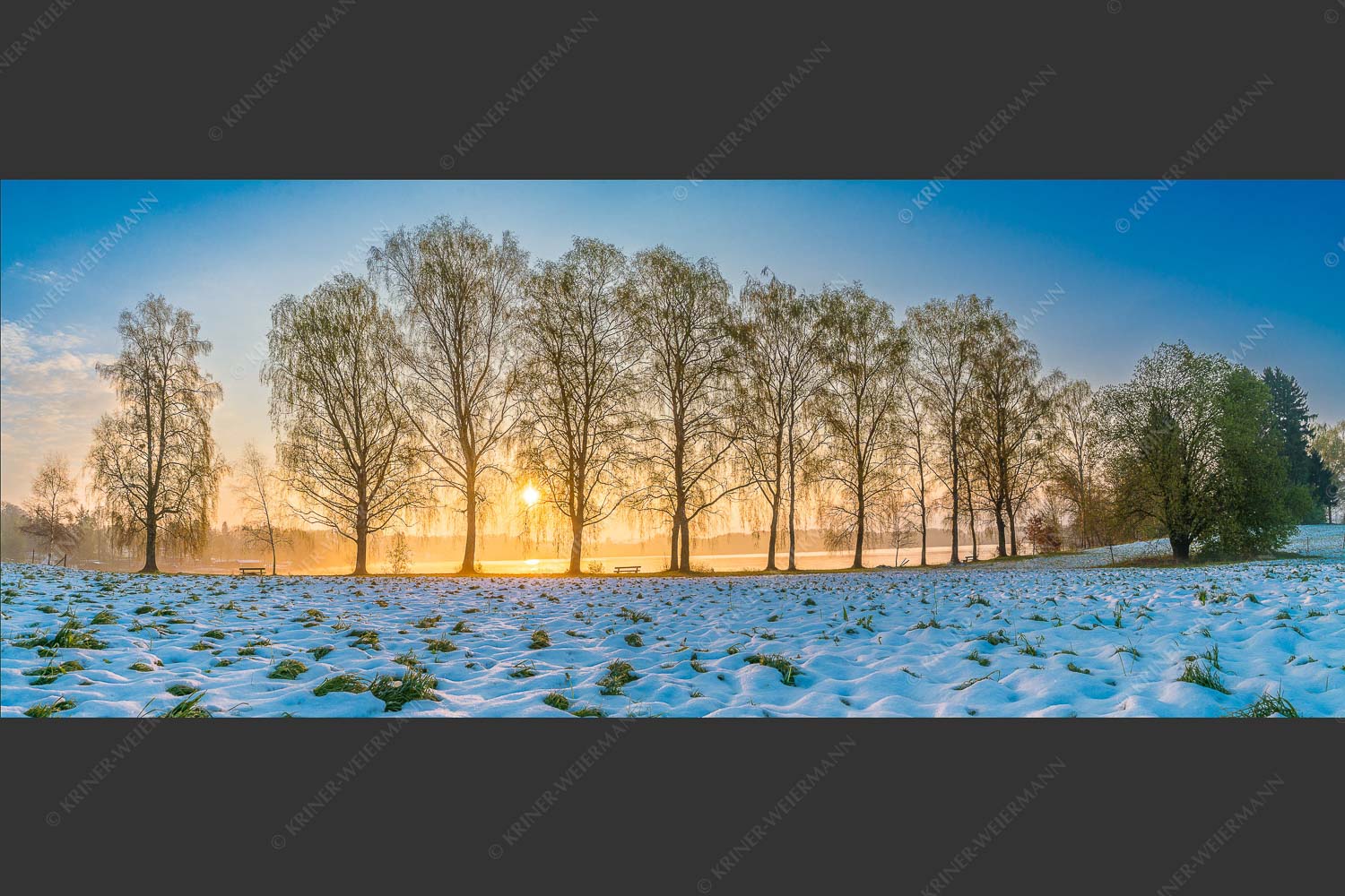 Blick über den Staffelsee in Uffing in den Sonnenaufgang - In der Früh 2,5:1 -- Uffing am Staffelsee - mehr Infos bei www.Kriner-Weiermann.de