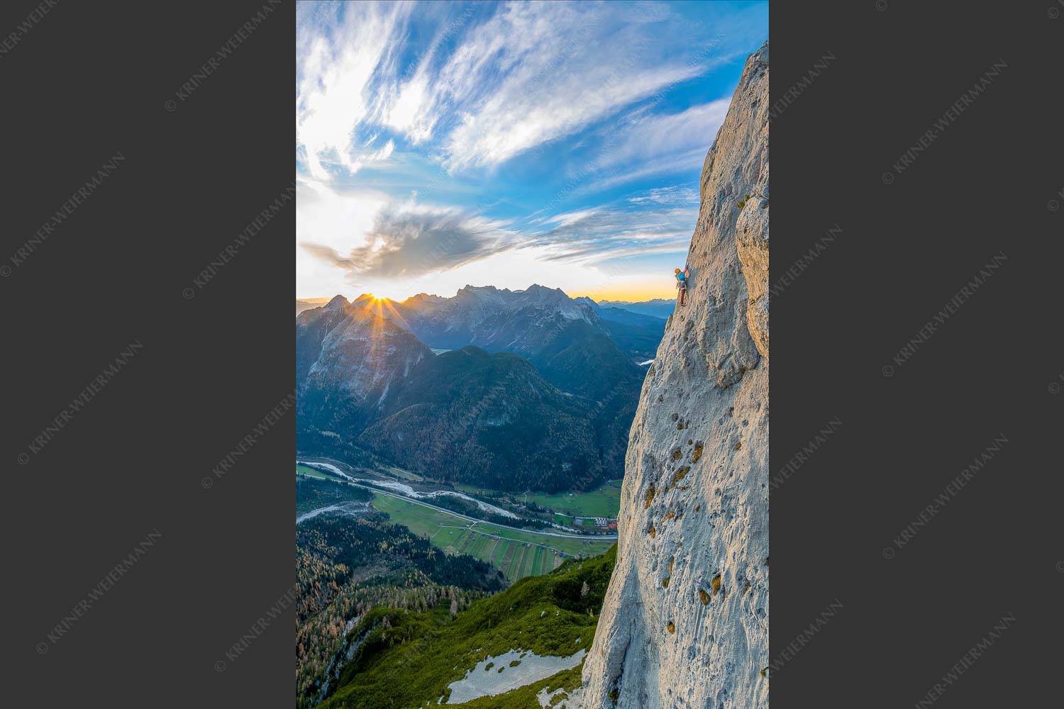 Vroni Kammermeier in der Route -die Kür- an der Gerber Südwand im Karwendel - In der Kür 2:3  -- Klettern Gerbersüdwand im Karwendel - mehr Infos bei www.Kriner-Weiermann.de