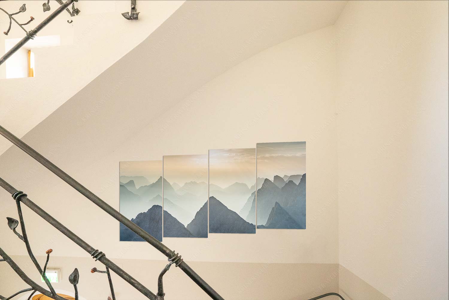 Blick über Moserkarspitze in den Sonnenaufgang - Kriner Stubn Treppenaufgang1-Split Konturen 2:1 - mehr Infos bei www.Kriner-Weiermann.de