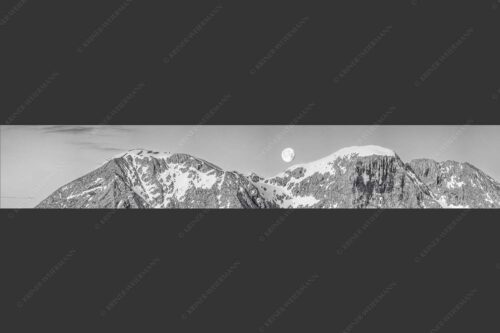 Monduntergang an der Hohen Munde in den Mieminger Bergen - Mond und Munde 6:1 sw -- Hohe Munde Vollmond - mehr Infos bei www.Kriner-Weiermann.de