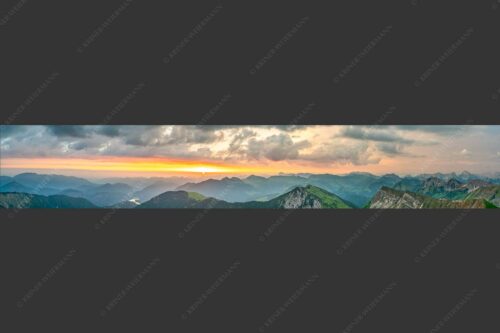Blick in den Sonnenaufgang vom Schafreiter im Karwendelgebirge - Toller Morgen 6:1  -- Schafreiter Sonnenaufgang - mehr Infos bei www.Kriner-Weiermann.de