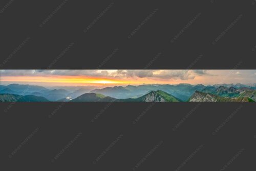 Blick in den Sonnenaufgang vom Schafreiter im Karwendelgebirge - Toller Morgen 8:1  -- Schafreiter Sonnenaufgang - mehr Infos bei www.Kriner-Weiermann.de