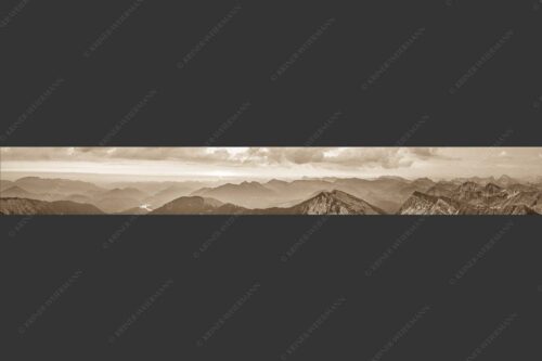 Blick in den Sonnenaufgang vom Schafreiter im Karwendelgebirge - Toller Morgen 8:1 sepia -- Schafreiter Sonnenaufgang - mehr Infos bei www.Kriner-Weiermann.de