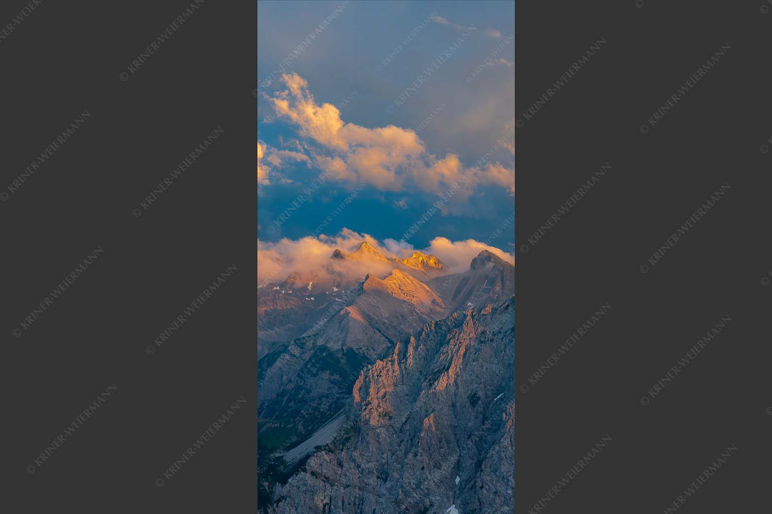 Wetterwechsel an der Großen Seekarspitze im Karwendelgebirge - Umschwung 1:2  -- Seekarspitze im Karwendel - mehr Infos bei www.Kriner-Weiermann.de