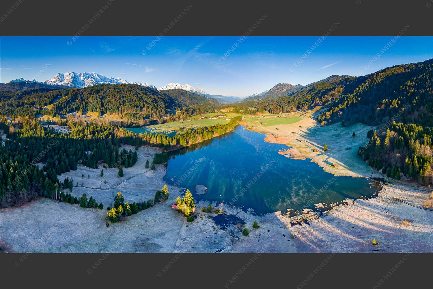 Blick übern Geroldsee zum Wank und Wettersteingebirge - Wagenbrüch 2:1  -- Geroldsee - mehr Infos bei www.Kriner-Weiermann.de