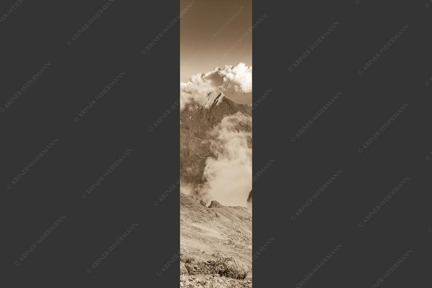 Blick vom Jubiläumsgrat zum Hochwanner im Wettersteingebirge - Wanner 1:4 sepia -- Hochwanner im Wetterstein - mehr Infos bei www.Kriner-Weiermann.de