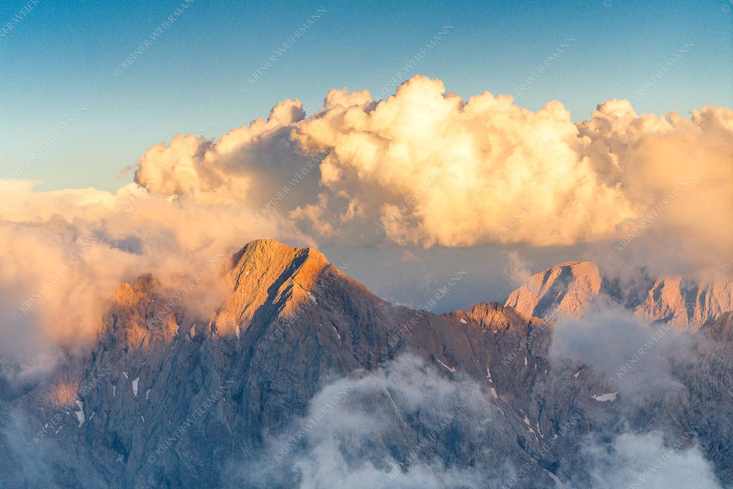Blick vom Jubiläumsgrat zum Hochwanner im Wettersteingebirge - Wanner 3:2  -- Hochwanner im Wetterstein - mehr Infos bei www.Kriner-Weiermann.de