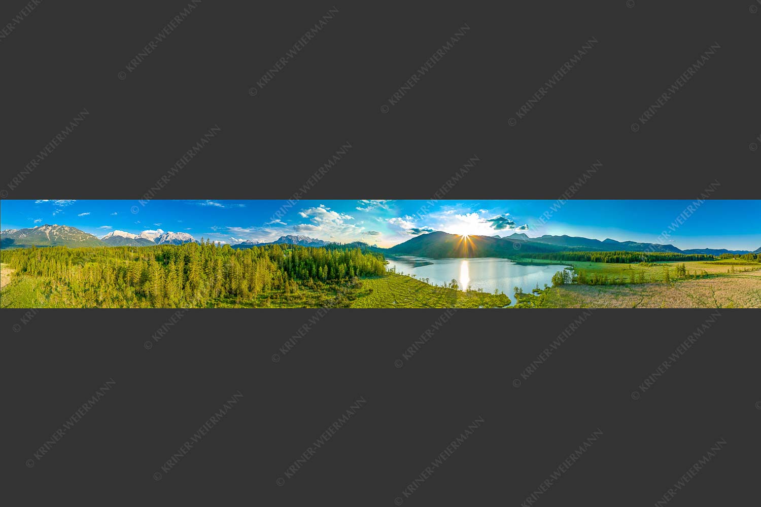 Blick über den Barmsee zum Sonnenuntergang am Estergebirge - Wunderbare Landschaften 7:1  -- Barmsee - mehr Infos bei www.Kriner-Weiermann.de