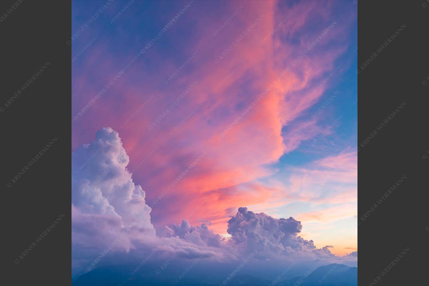 Vorbeiziehende Gewitterstimmung im Karwendel- und Wettersteingebirge - Zieht vorbei 1:1  -- Gewitter und Wolkenstimmung - mehr Infos bei www.Kriner-Weiermann.de