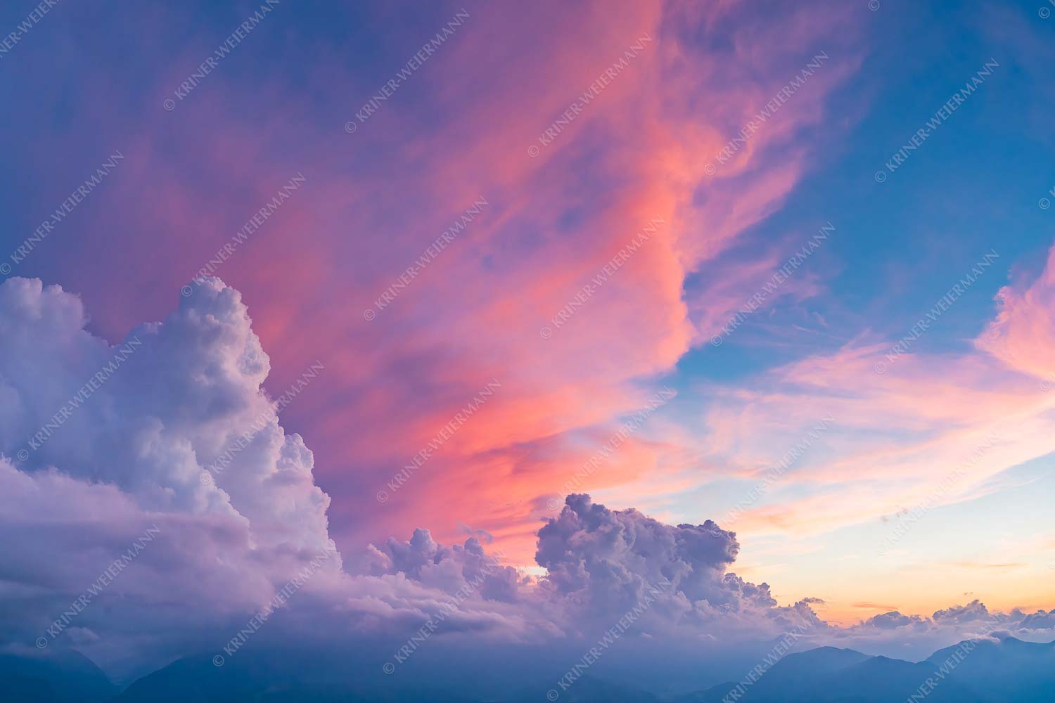 Vorbeiziehende Gewitterstimmung im Karwendel- und Wettersteingebirge - Zieht vorbei 3:2  -- Gewitter und Wolkenstimmung - mehr Infos bei www.Kriner-Weiermann.de