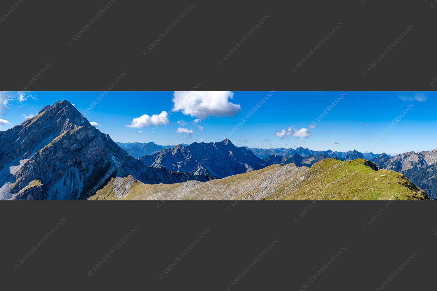 Wandern zur Kreuzspitze von der Kuchelbergspitze - Ammergau große Reibn4 4:1  -- Kreuzspitze Bergwandern - mehr Infos bei www.Kriner-Weiermann.de