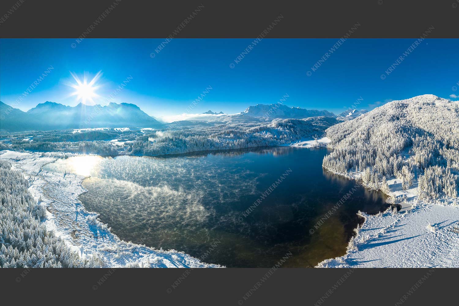 Blick über den Barmsee zum Wetterstein und Estergebirge - Barmseewinter 2:1  -- Winter am Barmsee - mehr Infos bei www.Kriner-Weiermann.de