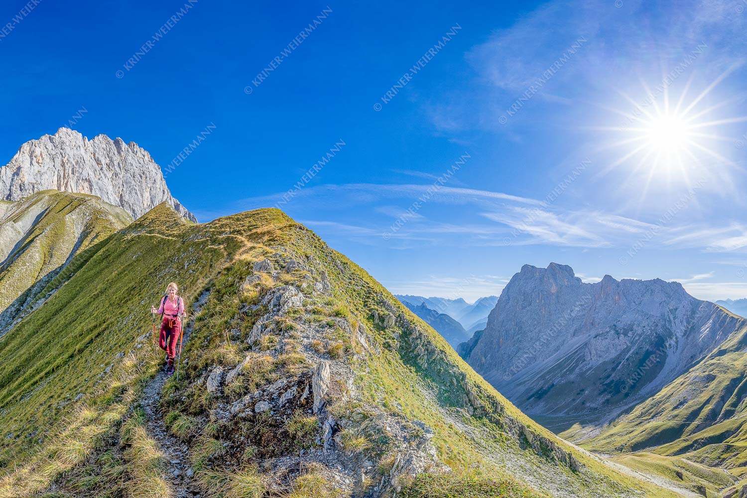 Traumhafte Wanderung an der Wetterstein-Südseite - Bergwandern zum Scharnitzjoch 3:2  -- Wandern im Wetterstein - mehr Infos bei www.Kriner-Weiermann.de