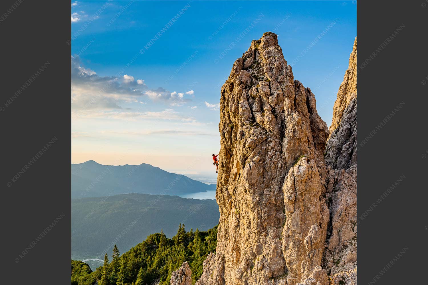 Klettern im Soiern mit Walchensee im Hintergrund - Bliasch II 1:1  -- Klettern im Karwendel - mehr Infos bei www.Kriner-Weiermann.de
