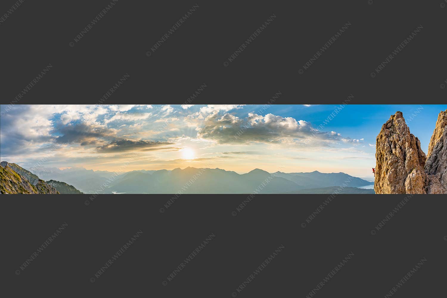 Klettern im Soiern mit Walchensee im Hintergrund - Bliasch II 5:1  -- Klettern im Karwendel - mehr Infos bei www.Kriner-Weiermann.de