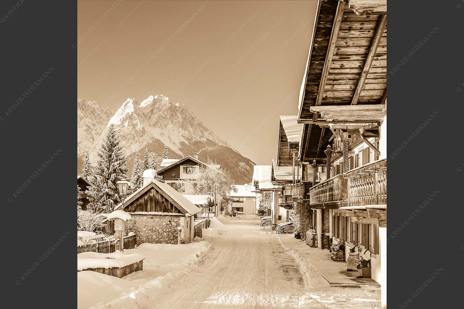 An der Frühlingsstraße in Garmisch mit Blick zum Wettersteingebirge - Frühlingsstraße Winter 1:1 sepia -- Waxenstein - mehr Infos bei www.Kriner-Weiermann.de