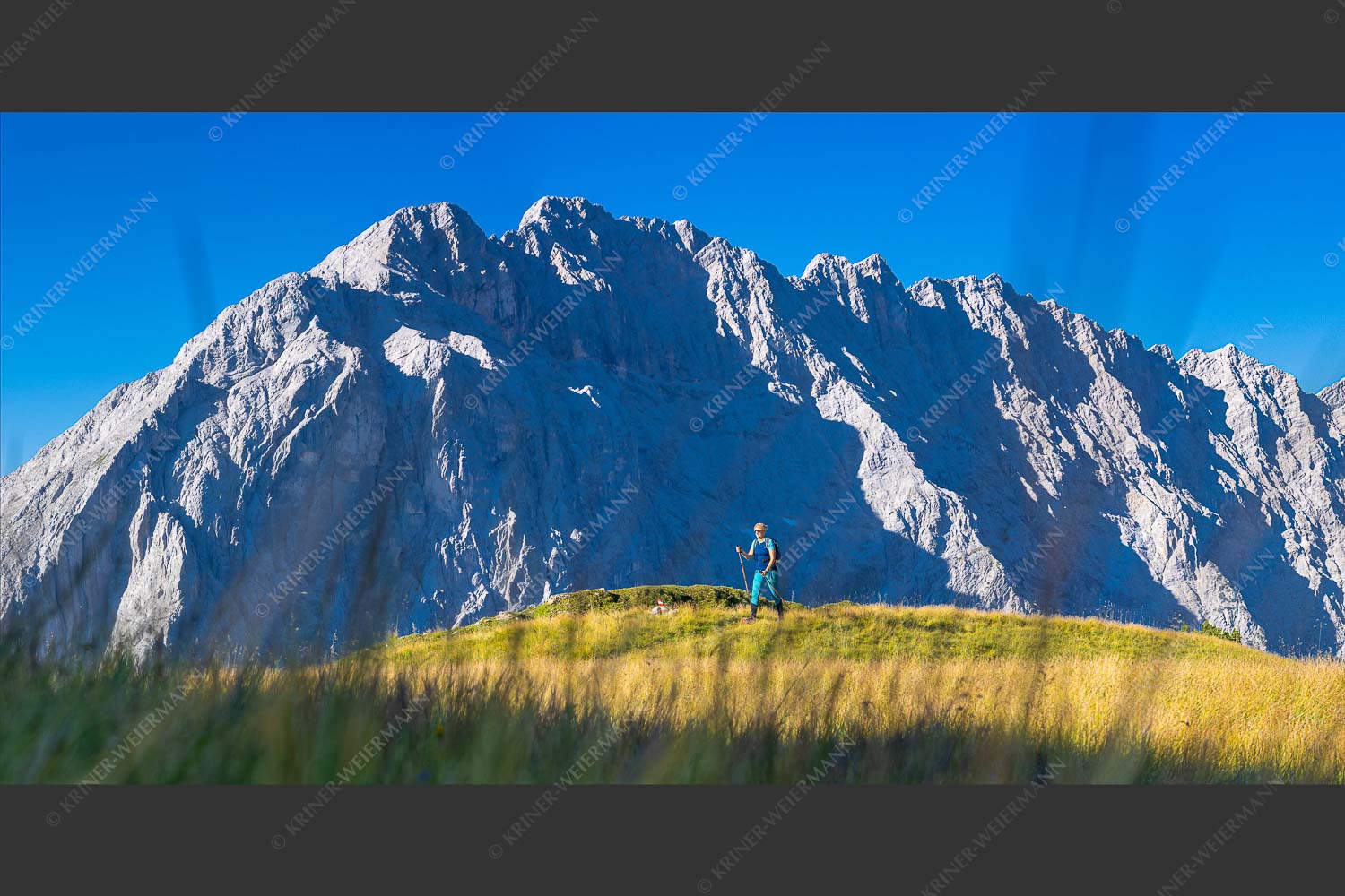 Bergwanderung zum Sunntiger im Karwendelgebirge - Hohe Wiesen 2:1  -- Wandern im Karwendel - mehr Infos bei www.Kriner-Weiermann.de