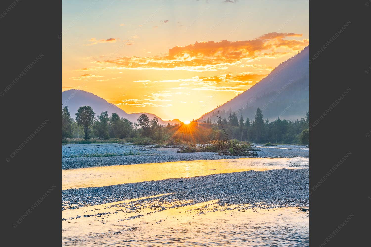 Sonnenaufgang an der Isar - Isarmorning II 1:1  -- Isar Sonnenaufgang - mehr Infos bei www.Kriner-Weiermann.de