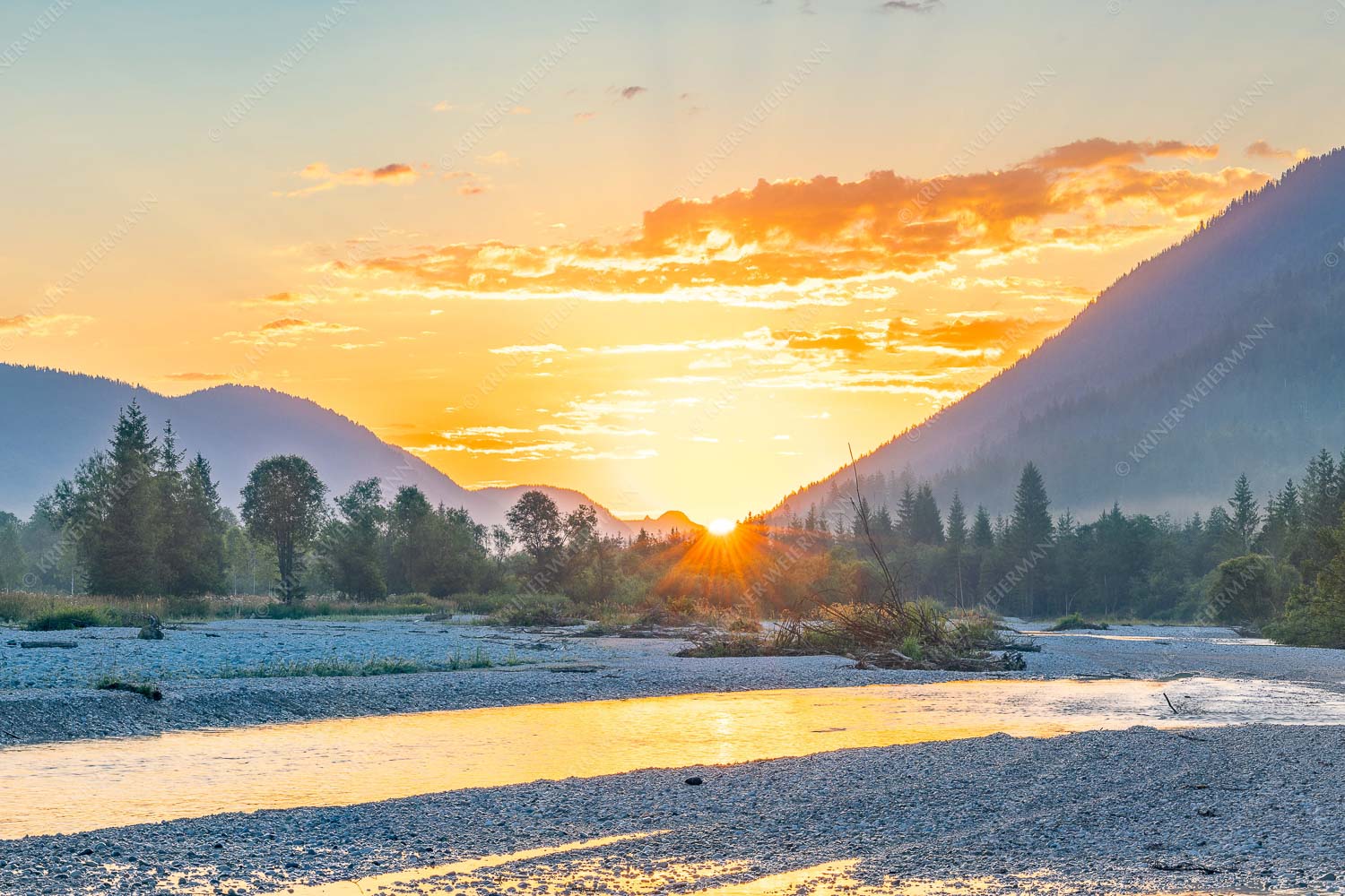 Sonnenaufgang an der Isar - Isarmorning II 3:2  -- Isar Sonnenaufgang - mehr Infos bei www.Kriner-Weiermann.de