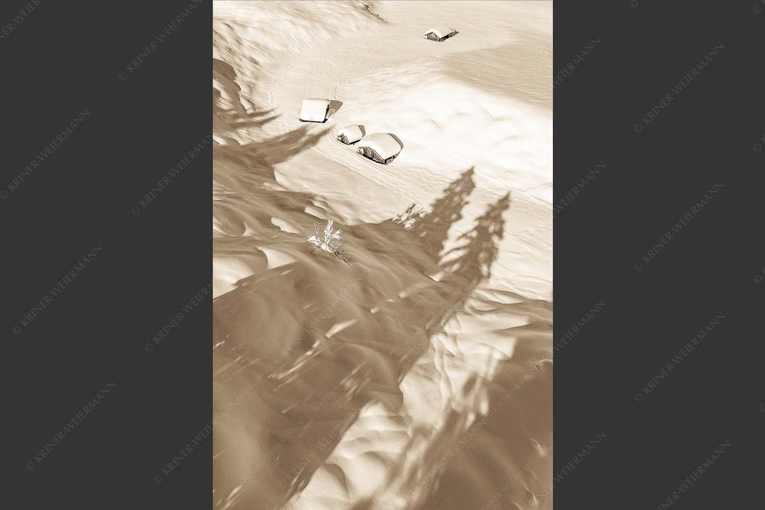 Verschneite Heustadel in Buckelwiesen in der Alpenwelt Karwendel - Schattenwurf 2:3 sepia -- Winter Schnee Heustadel - mehr Infos bei www.Kriner-Weiermann.de