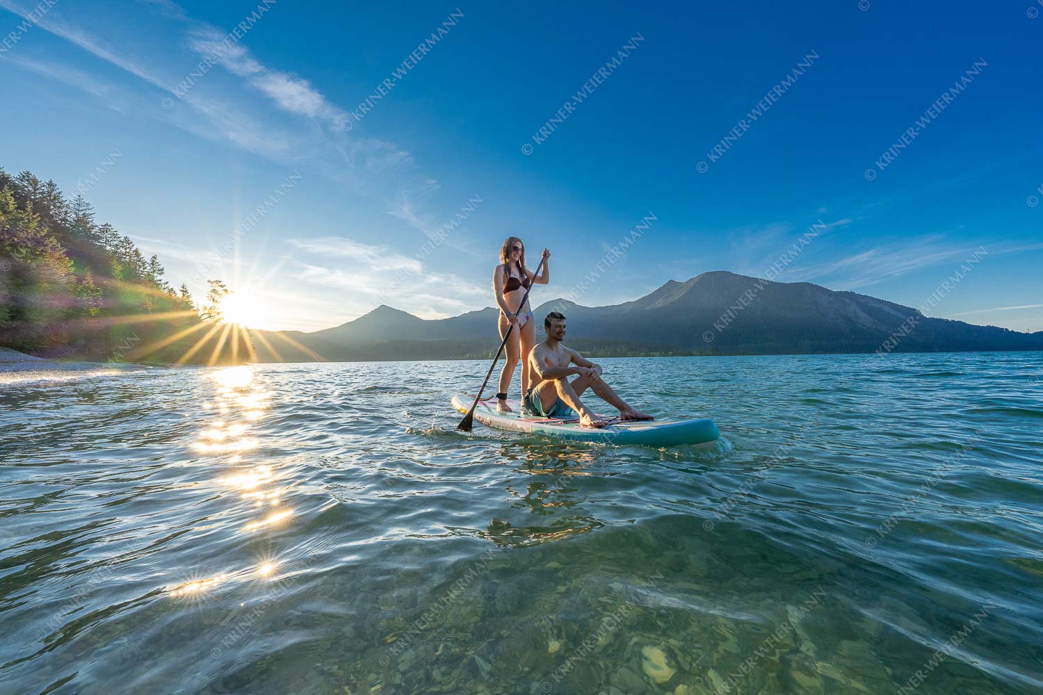Stand-Up-Paddling am Walchensee bei Sonnenuntergang - SUP Walchensee II 3:2  -- Stand-Up-Paddling - mehr Infos bei www.Kriner-Weiermann.de