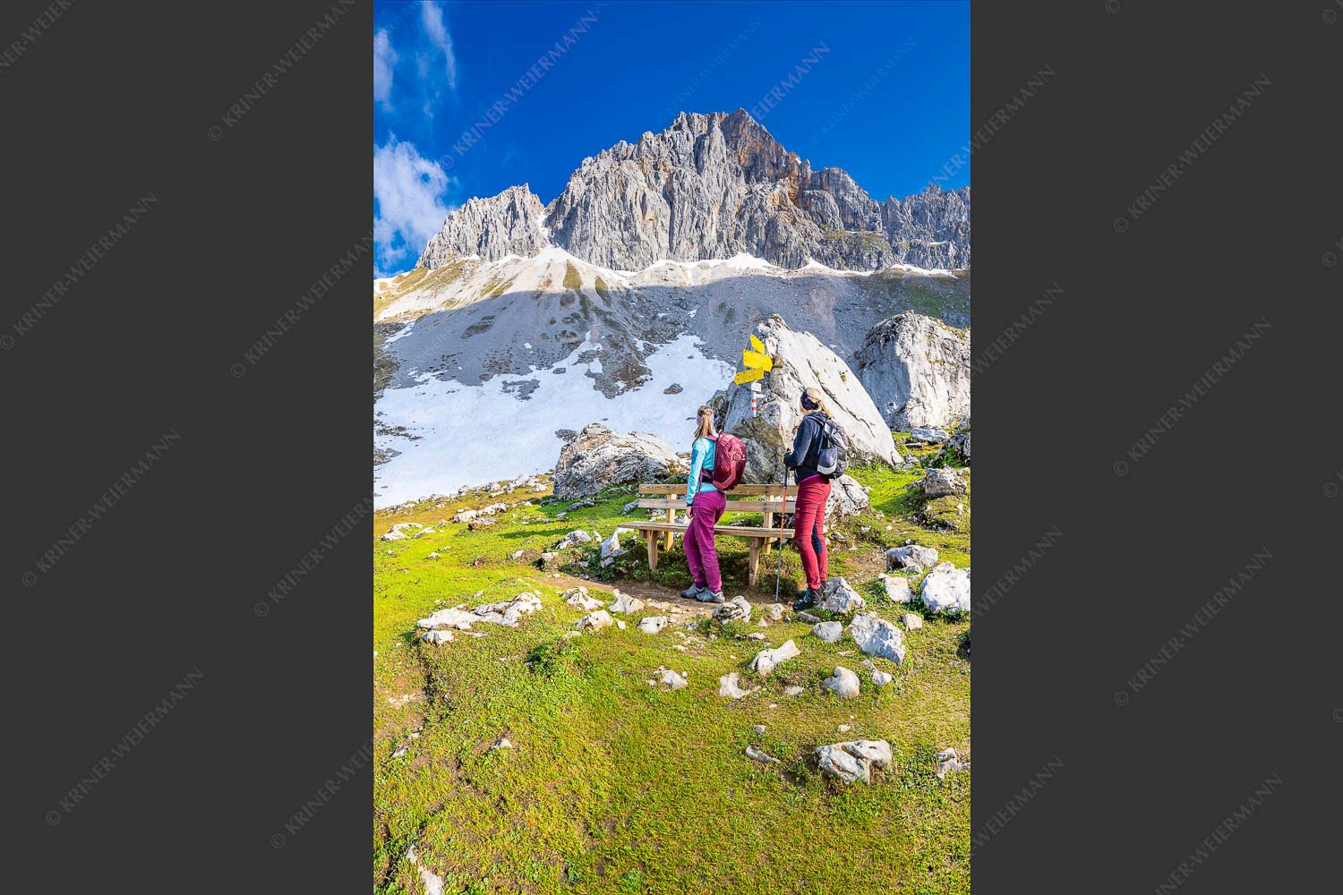 Blick zur Scharnitzspitze im Wettersteingebirge - Wanderung zum Scharnitzjoch 2:3  -- Wettersteingebirge - mehr Infos bei www.Kriner-Weiermann.de