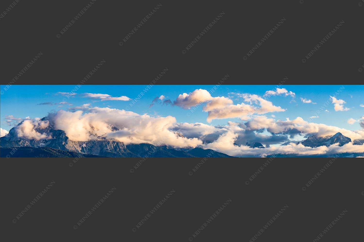 Wolkenstimmung am Wettersteingebirge - Wetterstein 5:1  -- Nebelreißen Nebelschwaden - mehr Infos bei www.Kriner-Weiermann.de