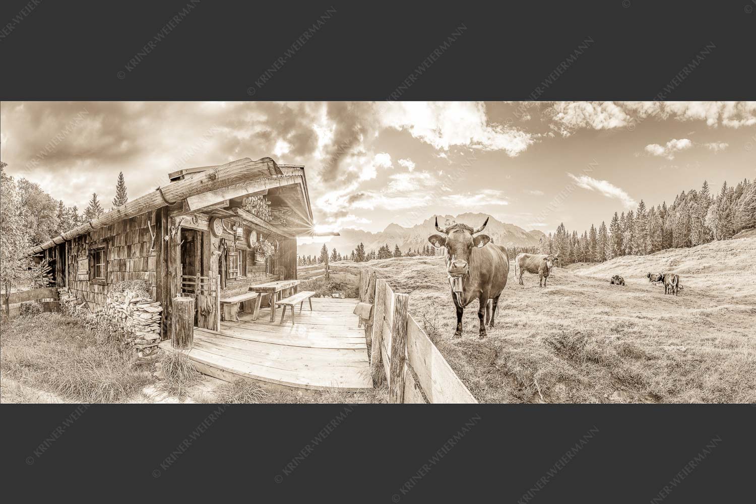Malerische Almhütte bei Mittenwald mit Karwendel - Almbiente 2,5:1 sepia -- Mittenwald Alm Buckelwiesen Karwendel - mehr Infos bei www.Kriner-Weiermann.de