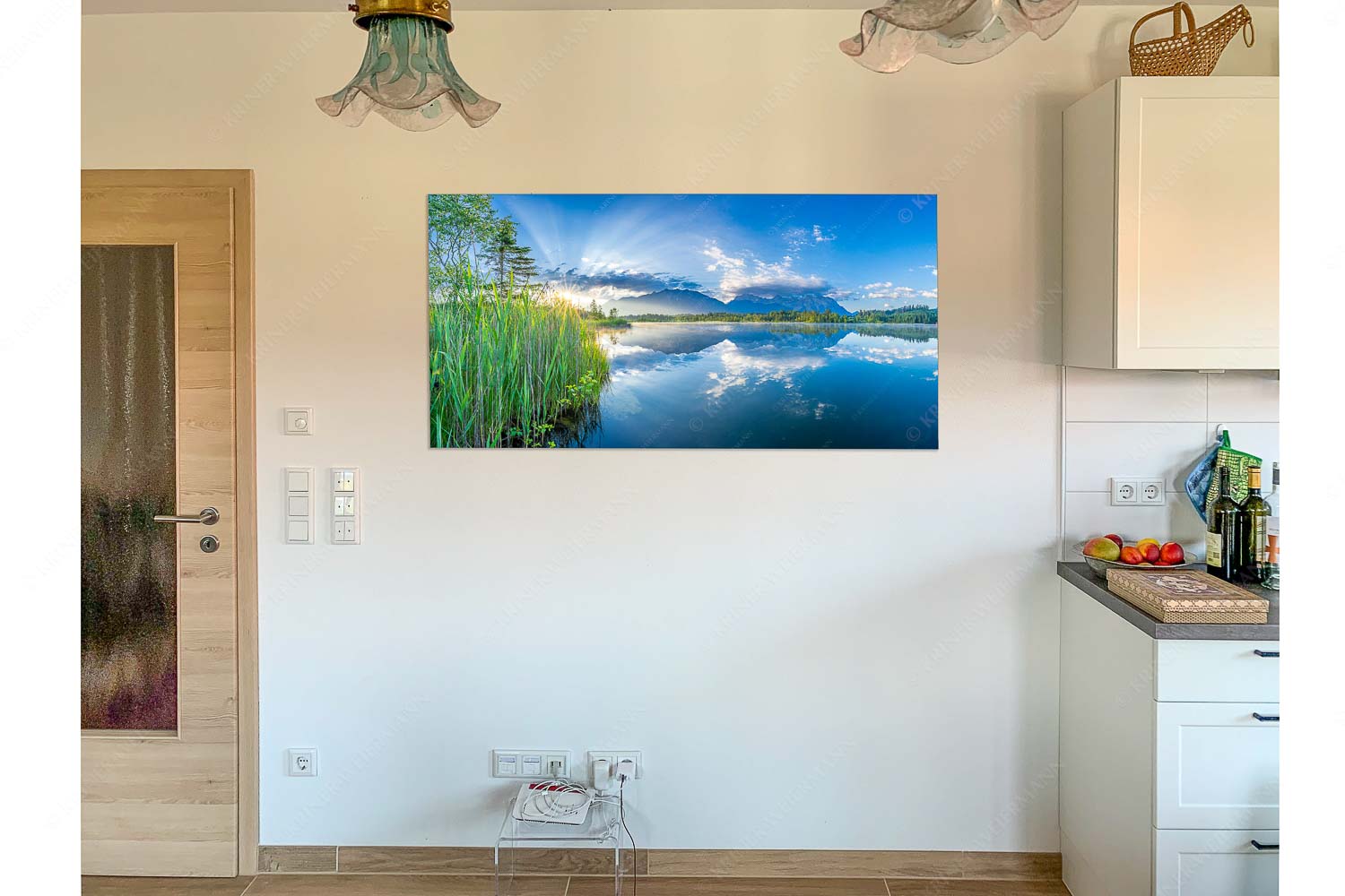 Sonnenaufgang am Barmsee mit Blick zum Karwendel und Wettersteingebirge - Küche Riegsee Utopia II-Sonnenaufgang am Barmsee 2:1 - mehr Infos bei www.Kriner-Weiermann.de