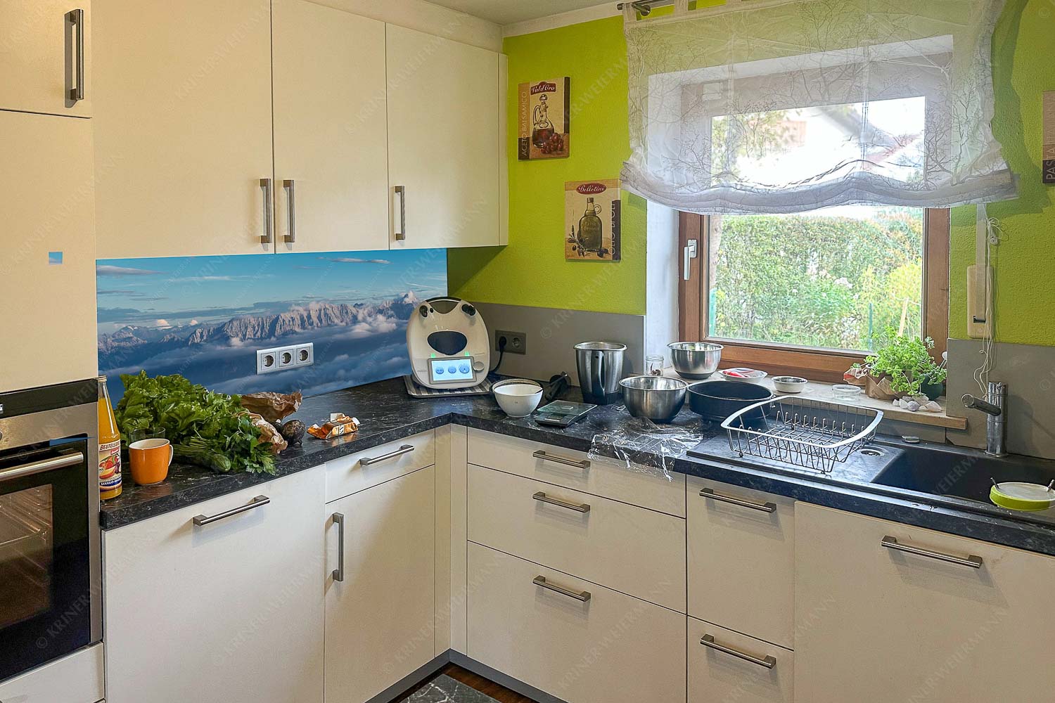 Blick vom Estergebirge ins Wettersteingebirge - Küchespiegel links=1 Zufriedenheit-Wetterstein Panorama 3:1 - mehr Infos bei www.Kriner-Weiermann.de