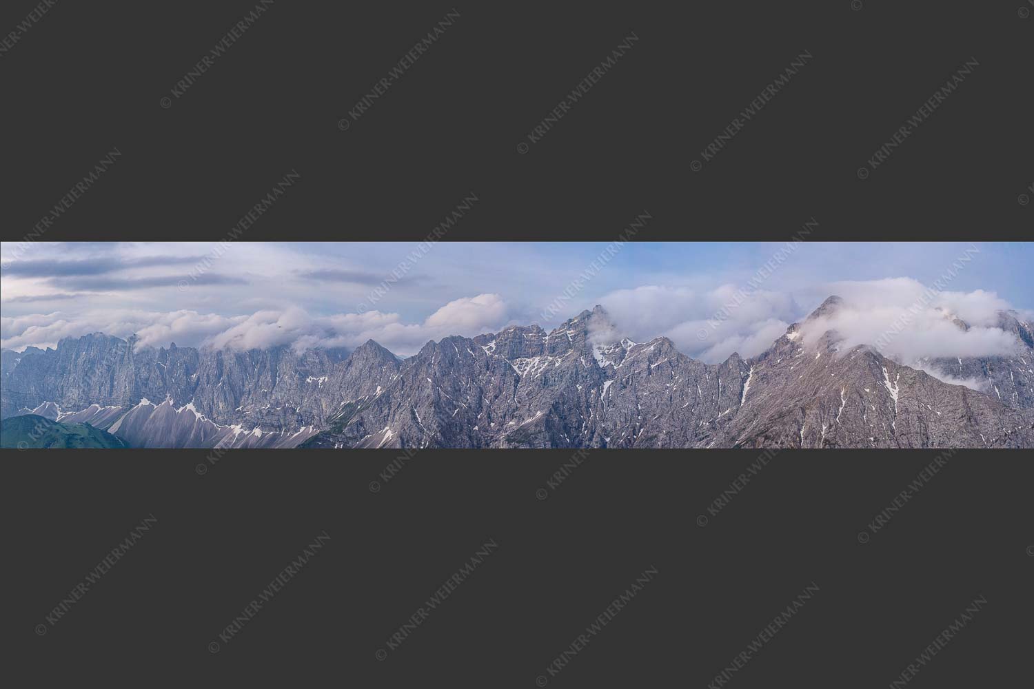 Nordwände des Karwendelhauptkammes - Sie zeigen sich 5:1  -- Birkkar Kaltwasserkar Laliderer - mehr Infos bei www.Kriner-Weiermann.de