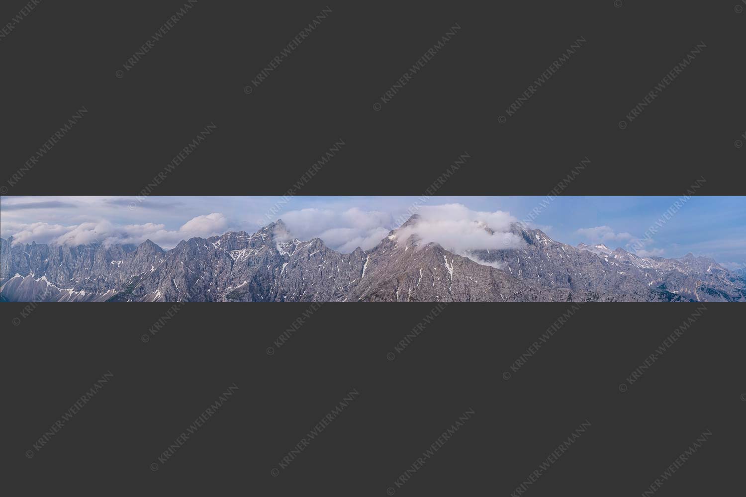 Nordwände des Karwendelhauptkammes - Sie zeigen sich 7:1  -- Birkkar Kaltwasserkar Laliderer - mehr Infos bei www.Kriner-Weiermann.de