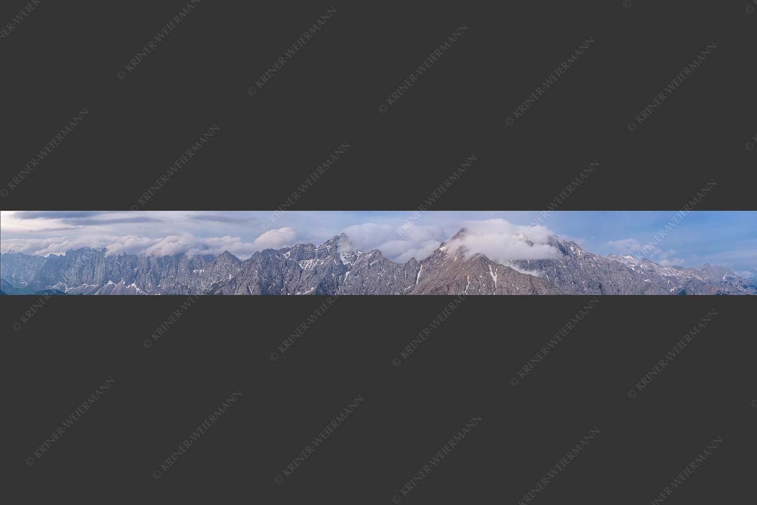 Nordwände des Karwendelhauptkammes - Sie zeigen sich 9:1  -- Birkkar Kaltwasserkar Laliderer - mehr Infos bei www.Kriner-Weiermann.de