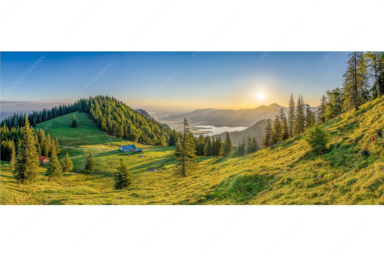 Sonnenaufgang bei der Kaseralm über Kochelsee - Morgensymphonie_25zu1 - mehr Infos bei www.Kriner-Weiermann.de