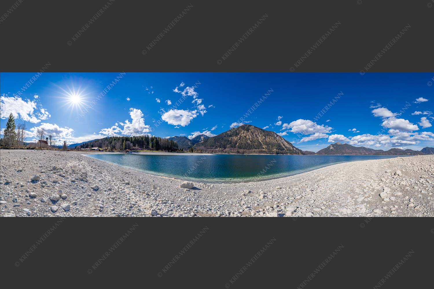 Blick über den Walchensee zum Herzogstand und Jochberg - Tiefstand 3:1  -- Walchensee Herzogstand Jochberg - mehr Infos bei www.Kriner-Weiermann.de