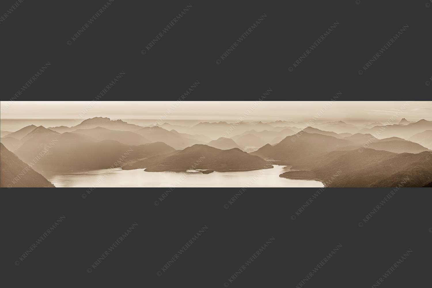 Blick über den Walchensee zur Benediktenwand und der Jachenau - Walchenseesilhouetten 5:1 sepia -- Walchensee Jachenau Benediktenwand - mehr Infos bei www.Kriner-Weiermann.de