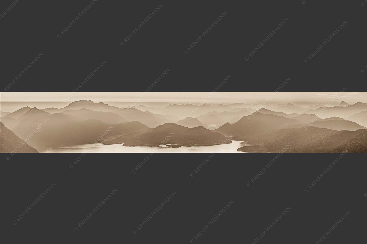 Blick über den Walchensee zur Benediktenwand und der Jachenau - Walchenseesilhouetten 6:1 sepia -- Walchensee Jachenau Benediktenwand - mehr Infos bei www.Kriner-Weiermann.de