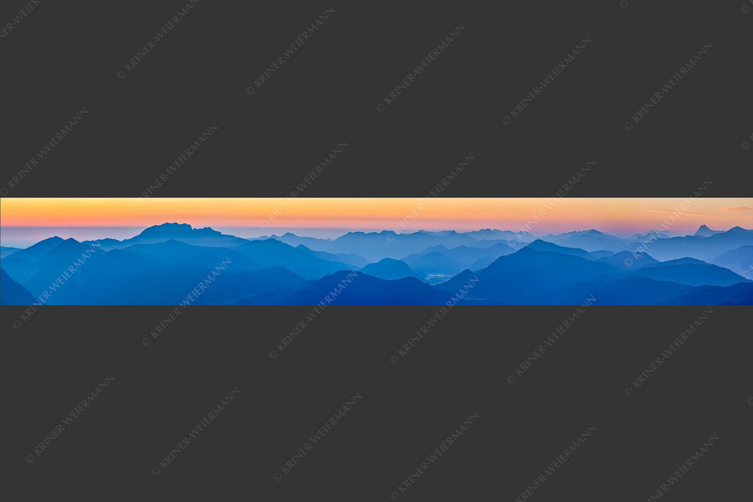 Blick über den Walchensee zur Benediktenwand und der Jachenau - Walchenseesilhouetten 7:1  -- Walchensee Jachenau Benediktenwand - mehr Infos bei www.Kriner-Weiermann.de