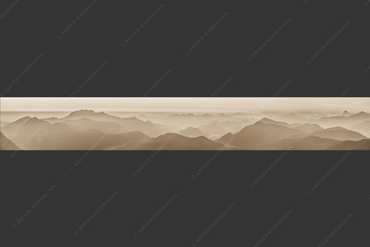 Blick über den Walchensee zur Benediktenwand und der Jachenau - Walchenseesilhouetten 7:1 sepia -- Walchensee Jachenau Benediktenwand - mehr Infos bei www.Kriner-Weiermann.de