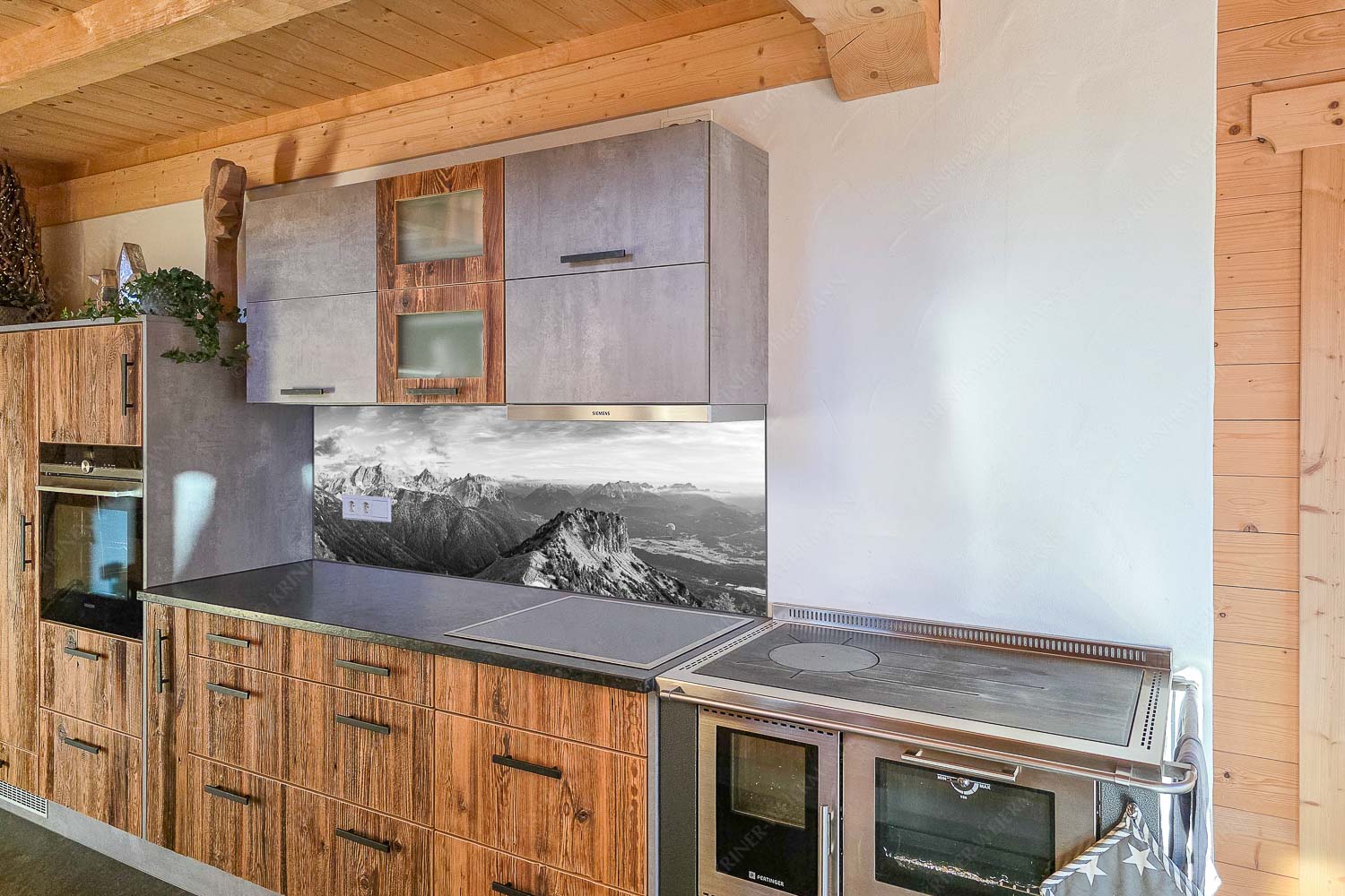 - Küchenzeile - mehr Infos bei www.Kriner-Weiermann.de