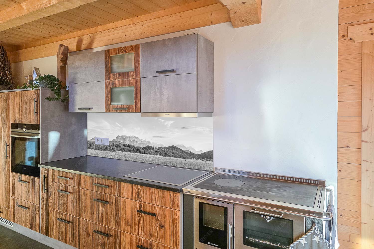 - Küchenzeile - mehr Infos bei www.Kriner-Weiermann.de