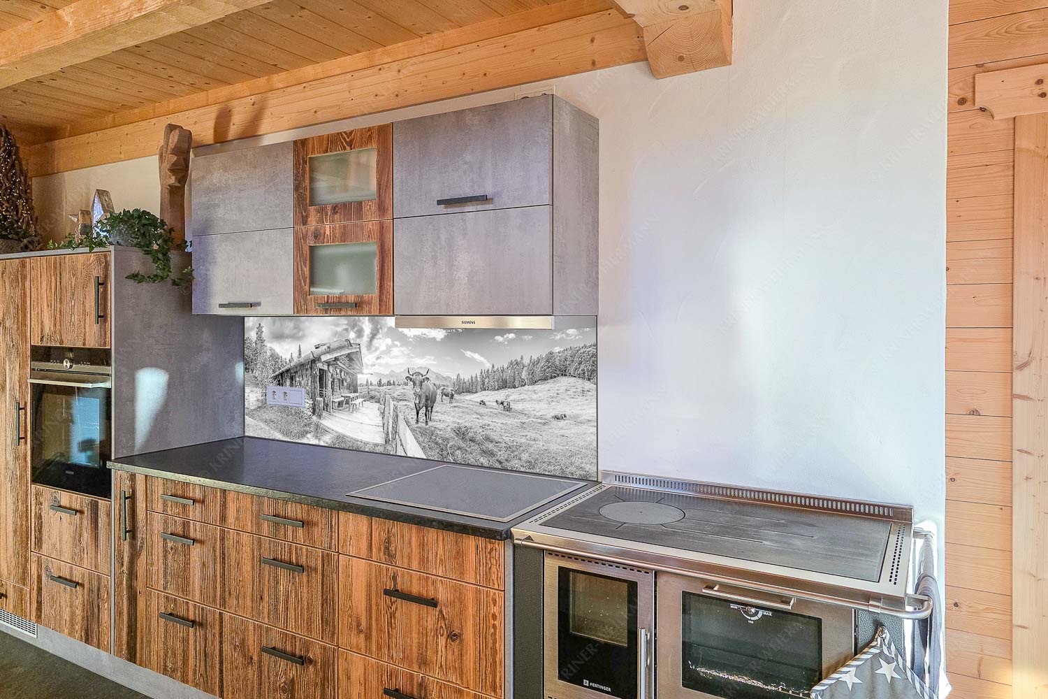 - Küchenzeile - mehr Infos bei www.Kriner-Weiermann.de