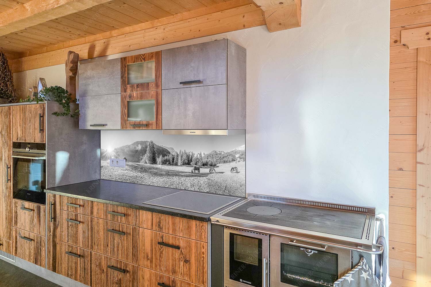 - Küchenzeile - mehr Infos bei www.Kriner-Weiermann.de