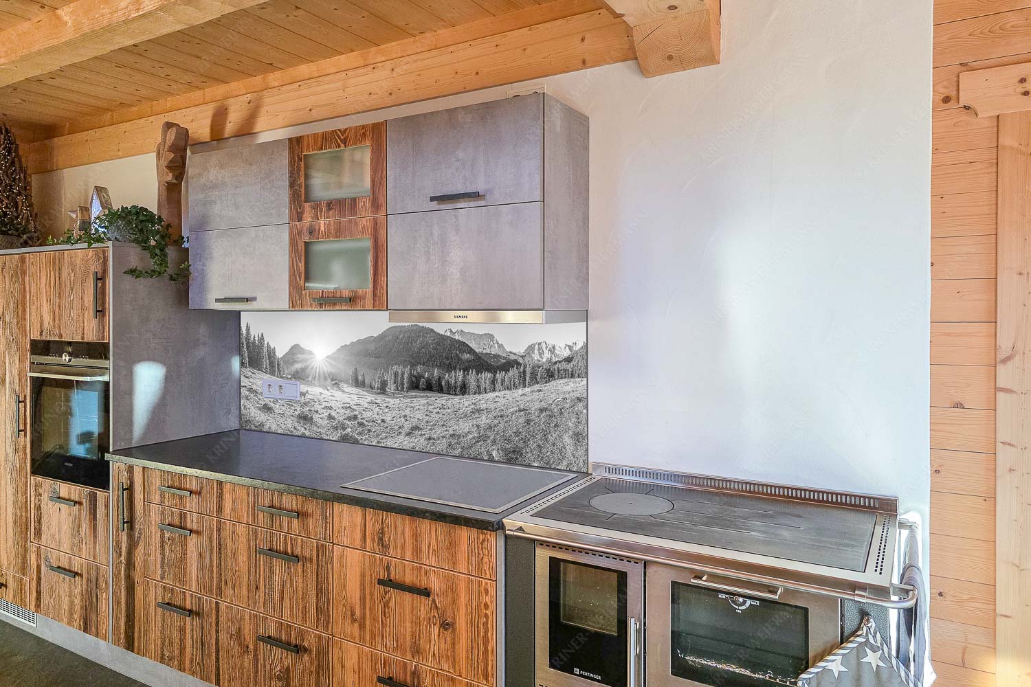 - Küchenzeile - mehr Infos bei www.Kriner-Weiermann.de