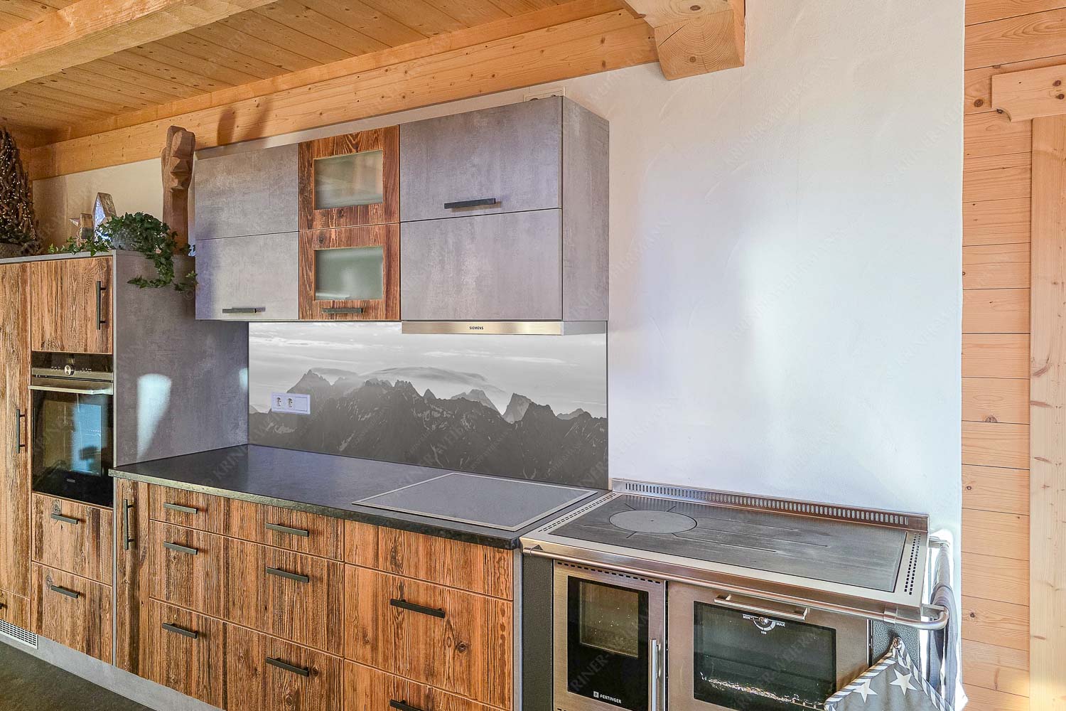 - Küchenzeile - mehr Infos bei www.Kriner-Weiermann.de