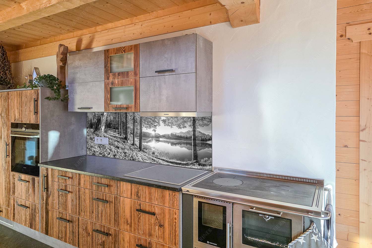 - Küchenzeile - mehr Infos bei www.Kriner-Weiermann.de