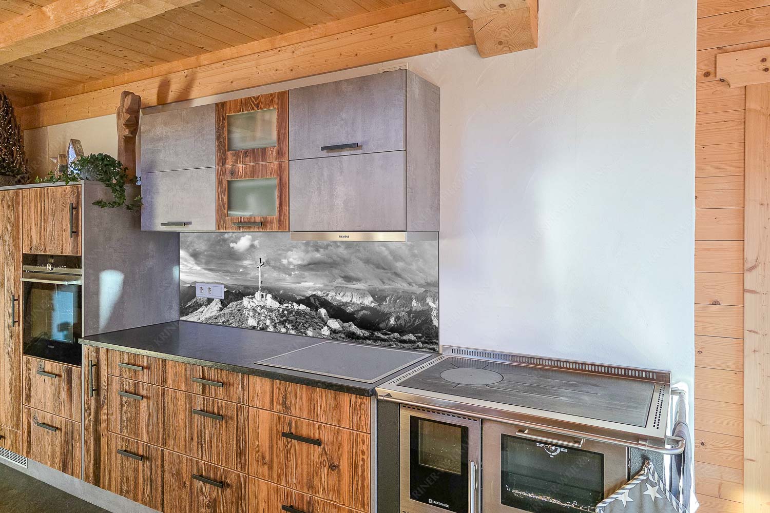 - Küchenzeile - mehr Infos bei www.Kriner-Weiermann.de