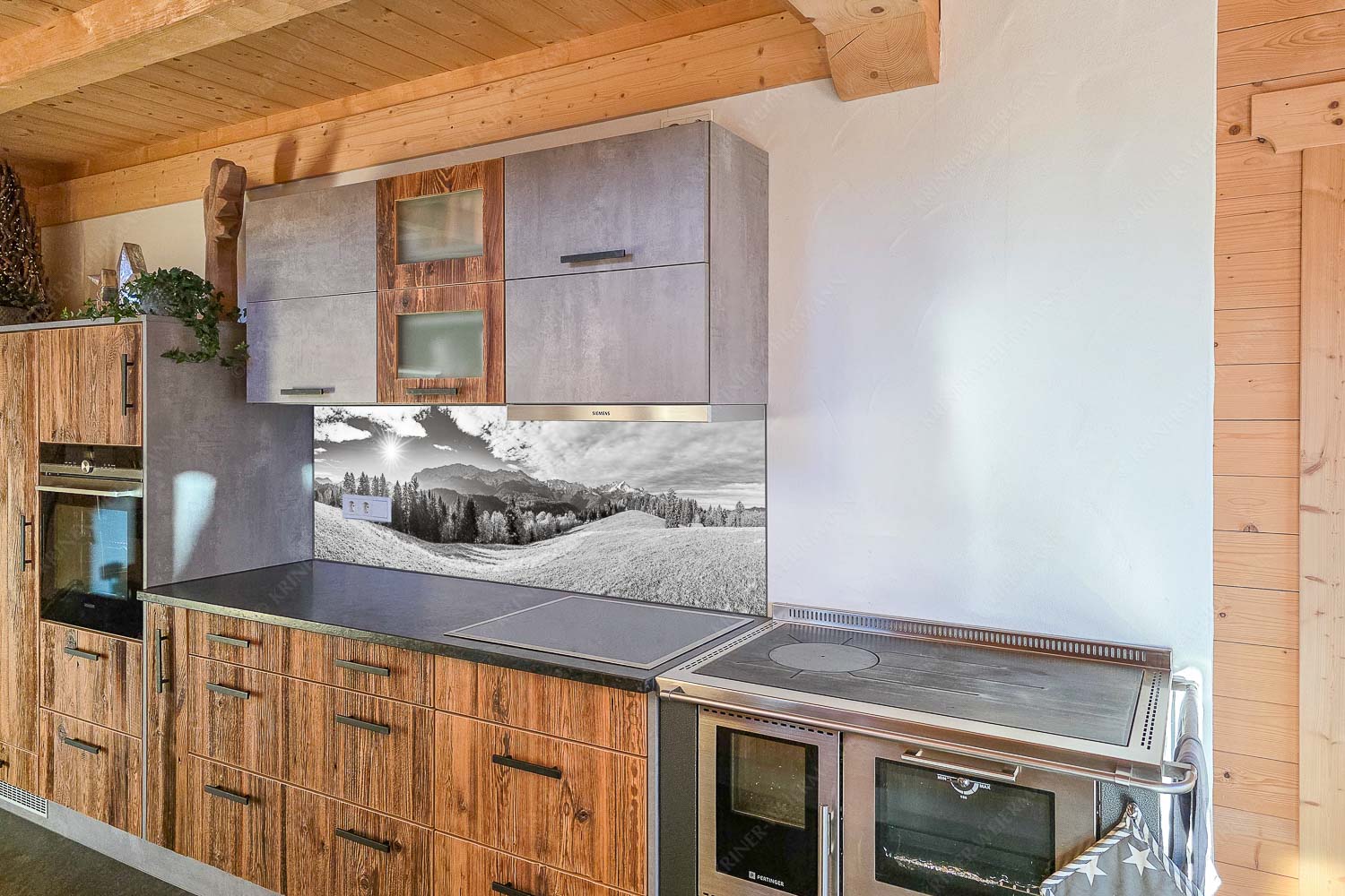 - Küchenzeile - mehr Infos bei www.Kriner-Weiermann.de