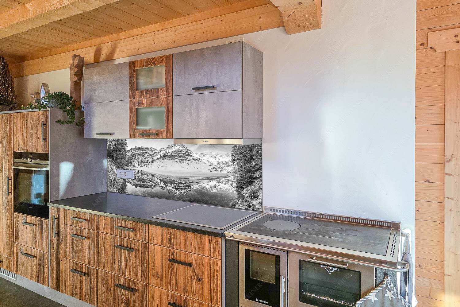 - Küchenzeile - mehr Infos bei www.Kriner-Weiermann.de