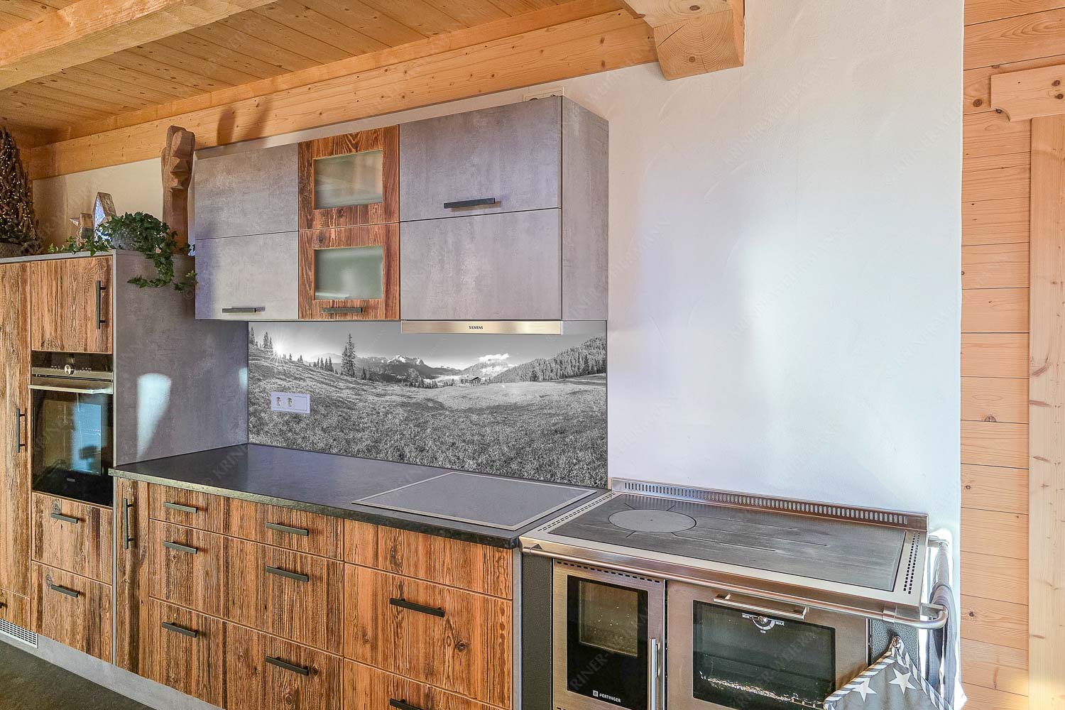 - Küchenzeile - mehr Infos bei www.Kriner-Weiermann.de